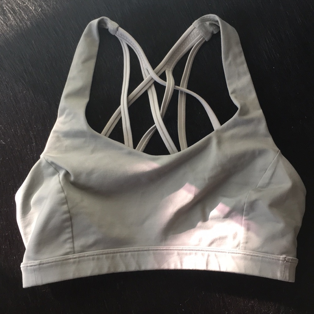Lululemon strapping sports bra